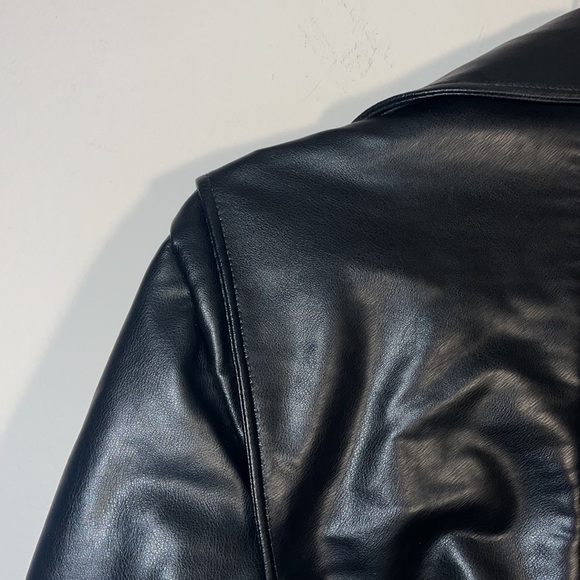 NEW Zara Oversized Black Leather Moto Jacket Women's Coat Size Medium - Picture 10 of 11